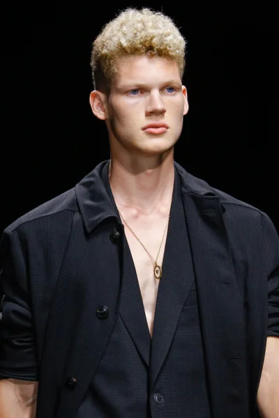 Look 67
